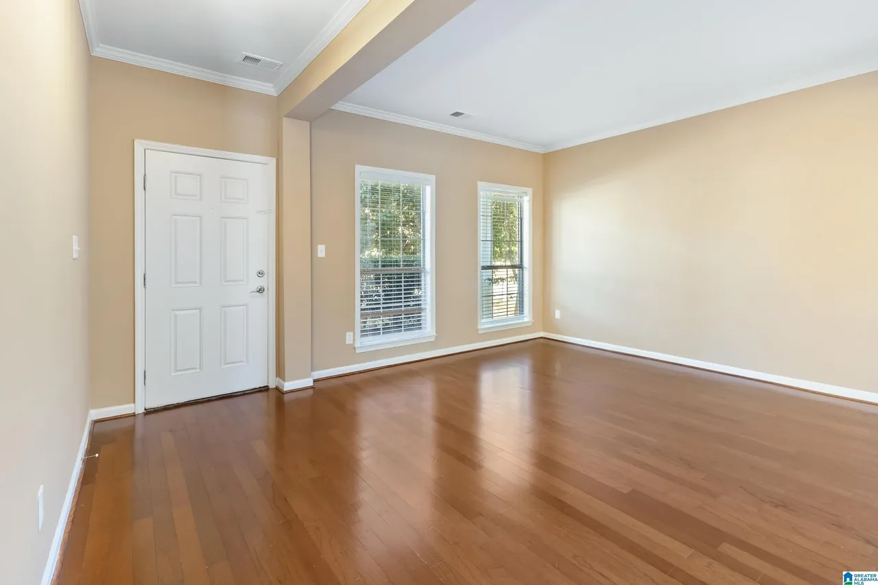 239ba86927c8530c2a5a766bc7b4f949l-m1082948556rd-w1280_h960